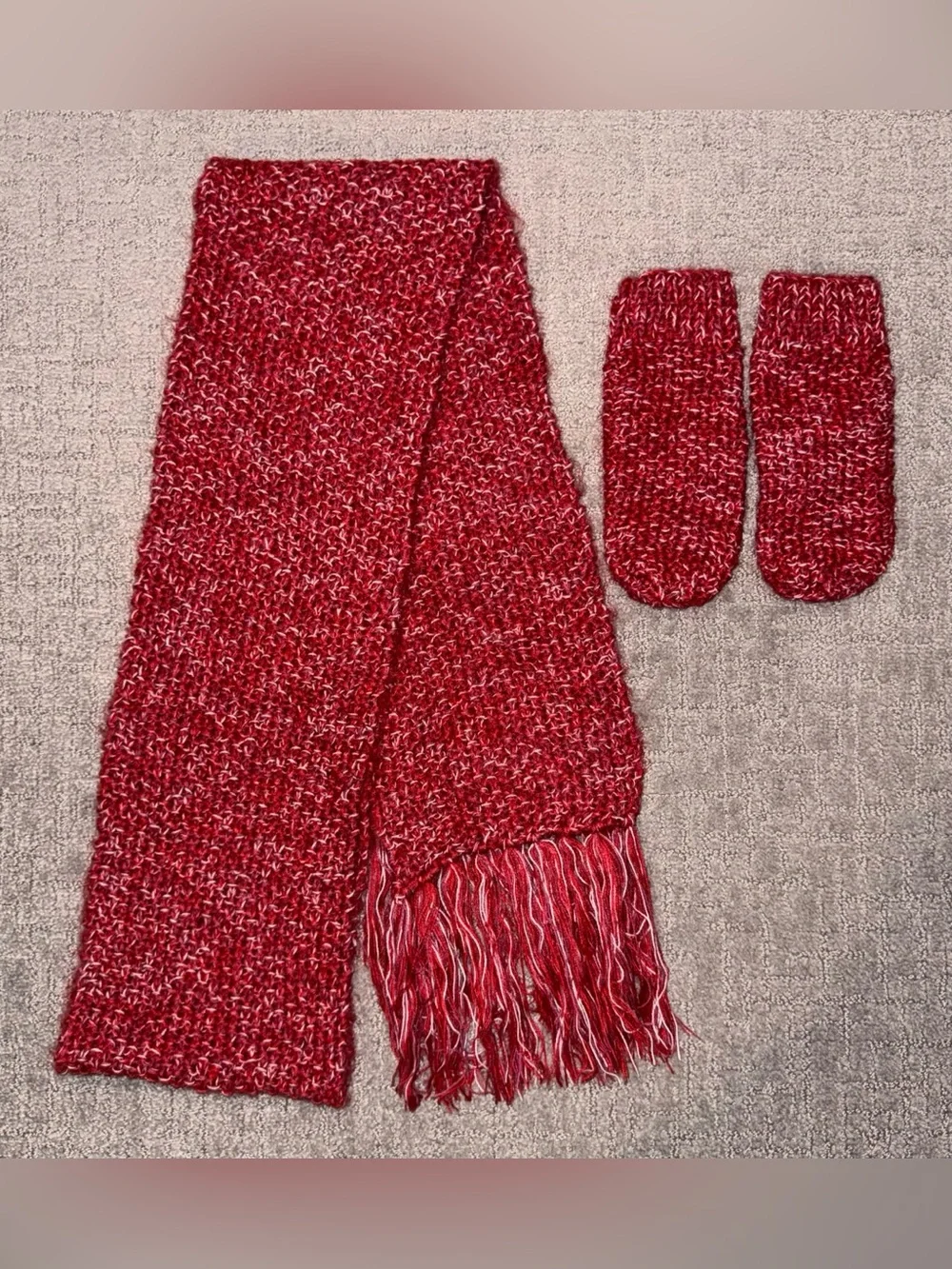 Victoria’s Secret Red Marled Knit Scarf & Mittens Set